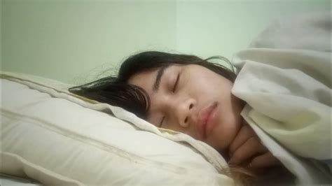 pinay sleeping scandal|Kinantot si pinay habang tulog .